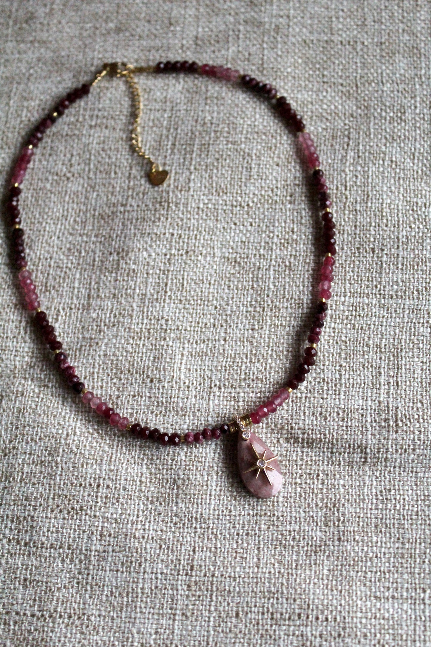 Collier Talisman Grenade